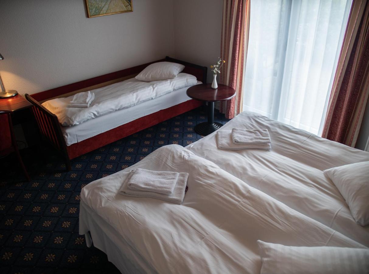 Hotel Sogarden Brørup Extérieur photo